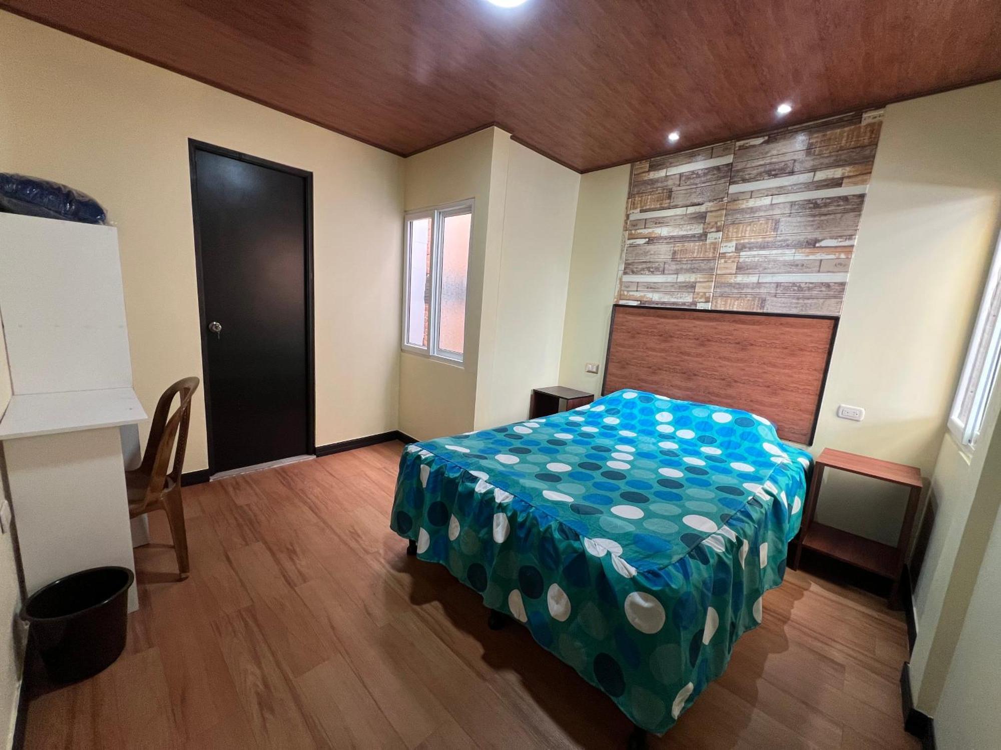 C&M Exclusive Private Rooms Quetzaltenango Exterior foto