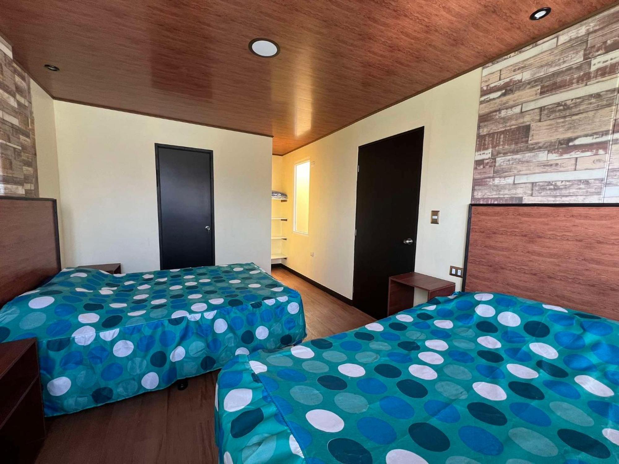 C&M Exclusive Private Rooms Quetzaltenango Exterior foto